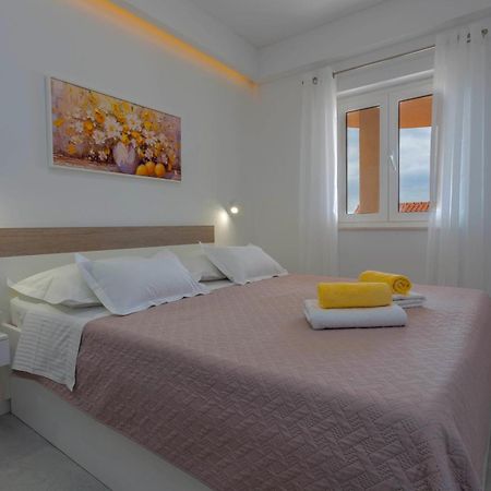 Apartments Tatjana Dominis Hvar Town Luaran gambar