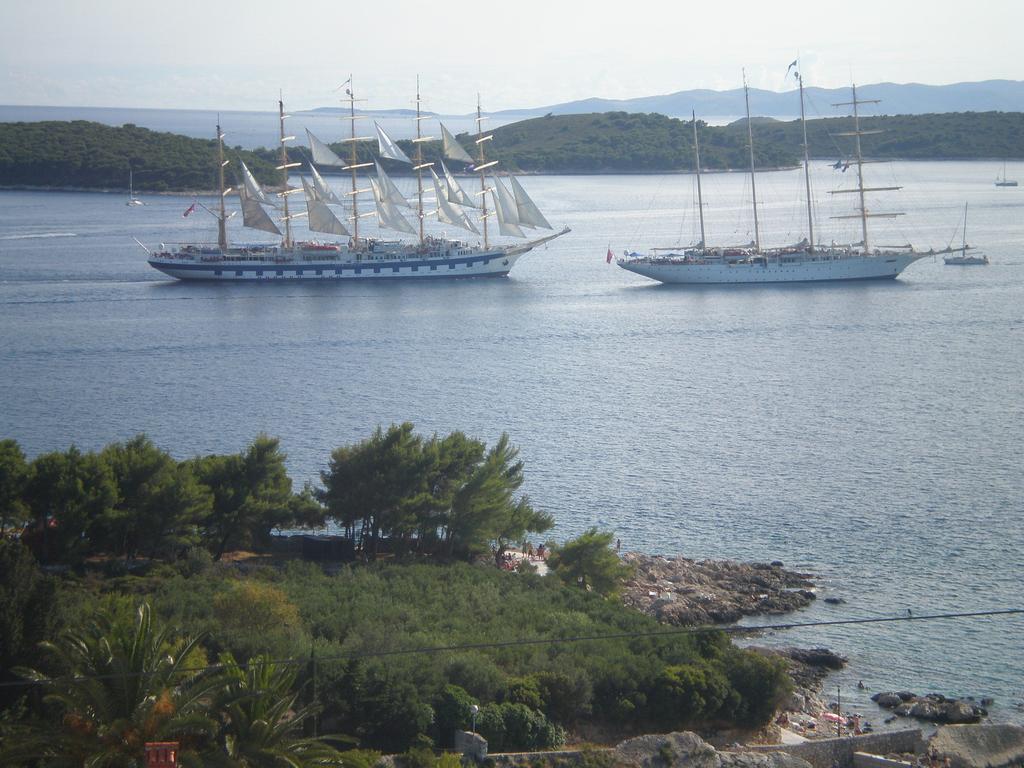 Apartments Tatjana Dominis Hvar Town Bilik gambar