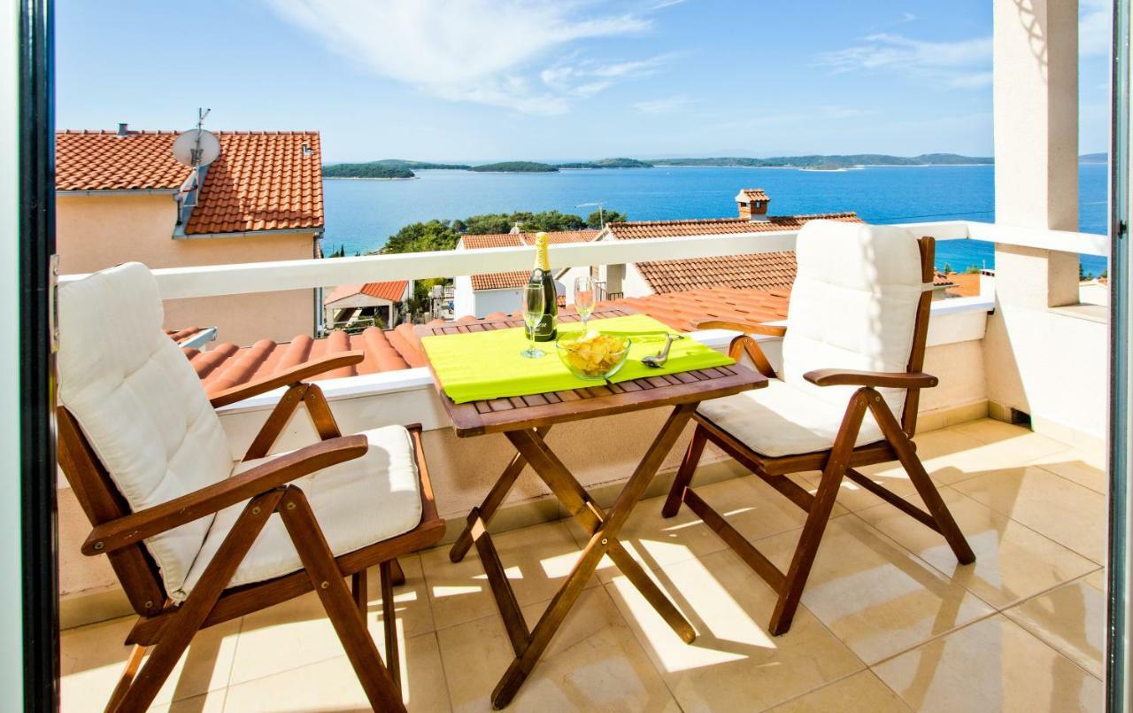 Apartments Tatjana Dominis Hvar Town Luaran gambar