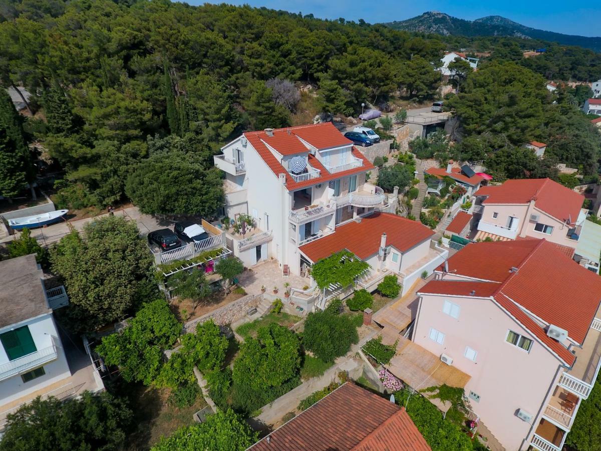 Apartments Tatjana Dominis Hvar Town Luaran gambar