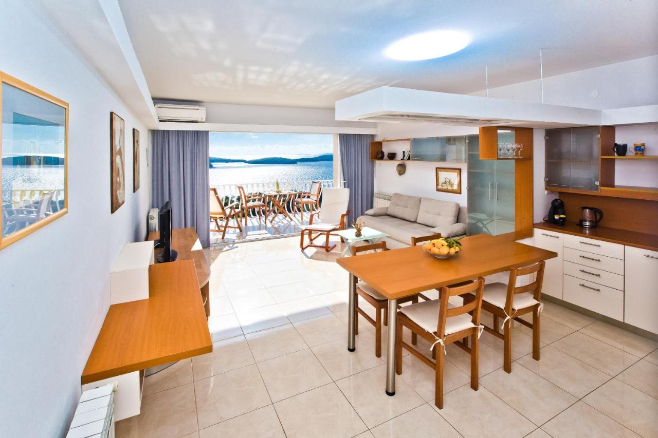 Apartments Tatjana Dominis Hvar Town Luaran gambar